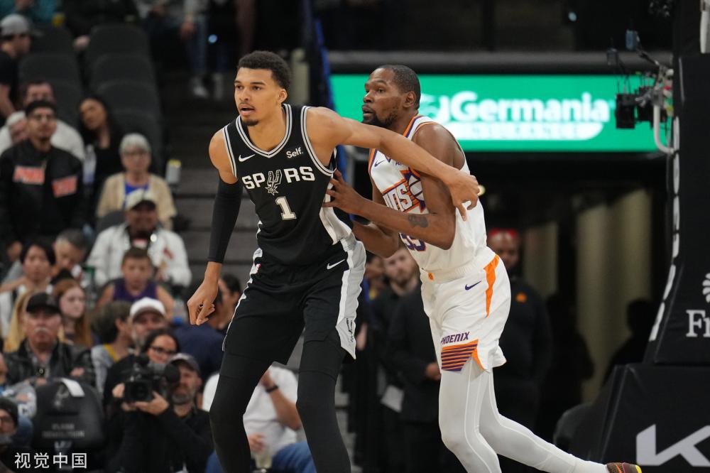 令观众们期 令观众们期