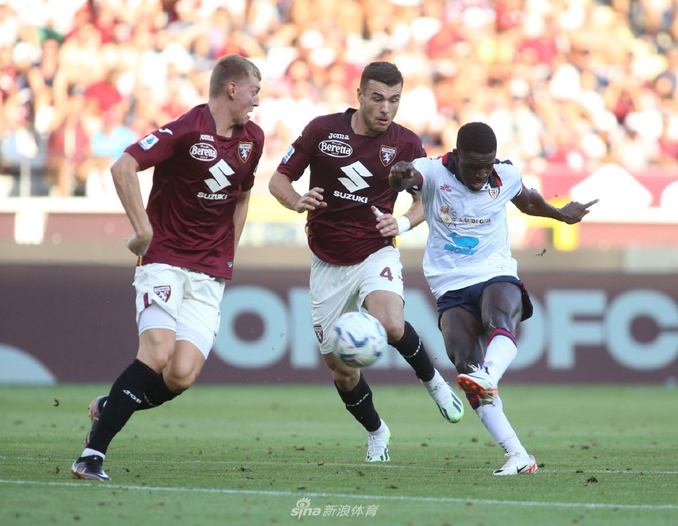 球队即将签 球队即将签