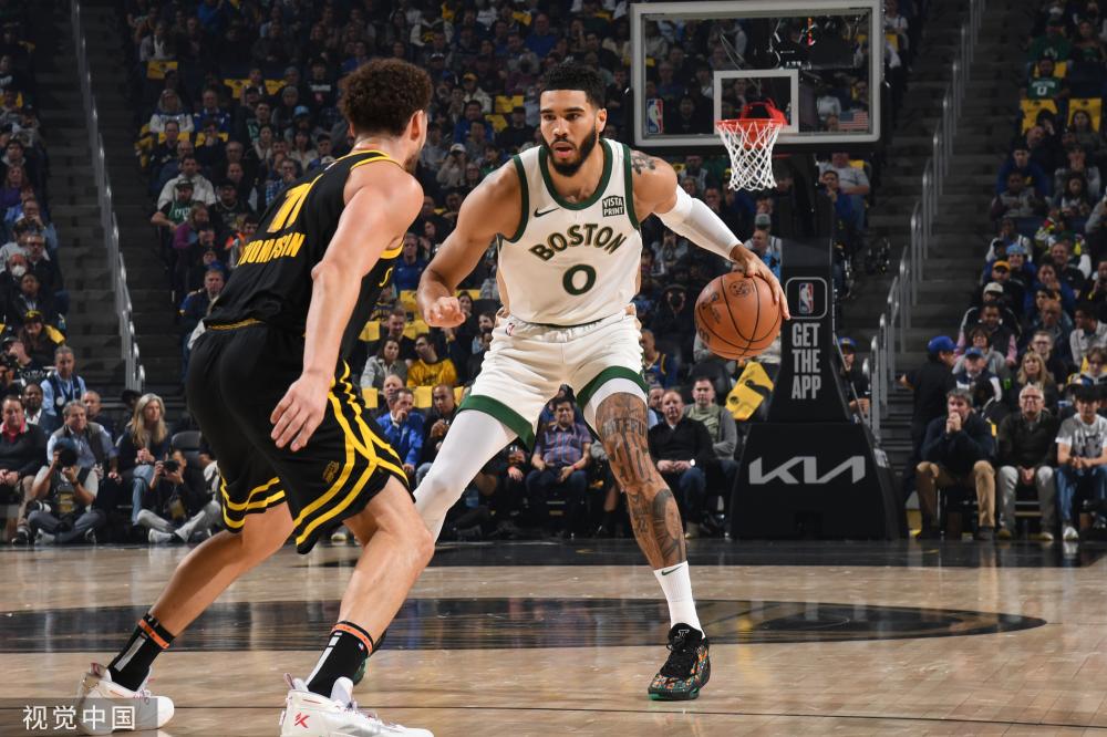 张的比赛中 张的比赛中